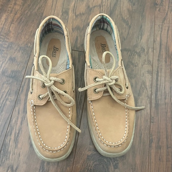 Bass Leather Boat Shoes Excellent Preowned Condition 8M - Picture 1 of 5
